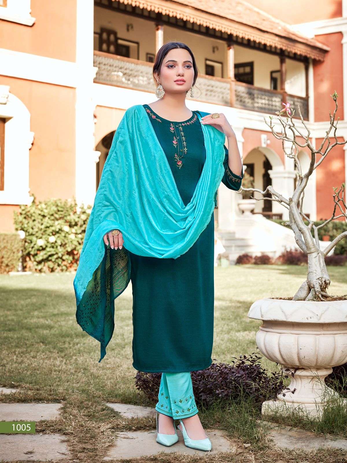ladyview-geet-gorgeous-look-top-pant-with-dupatta-catalog-13