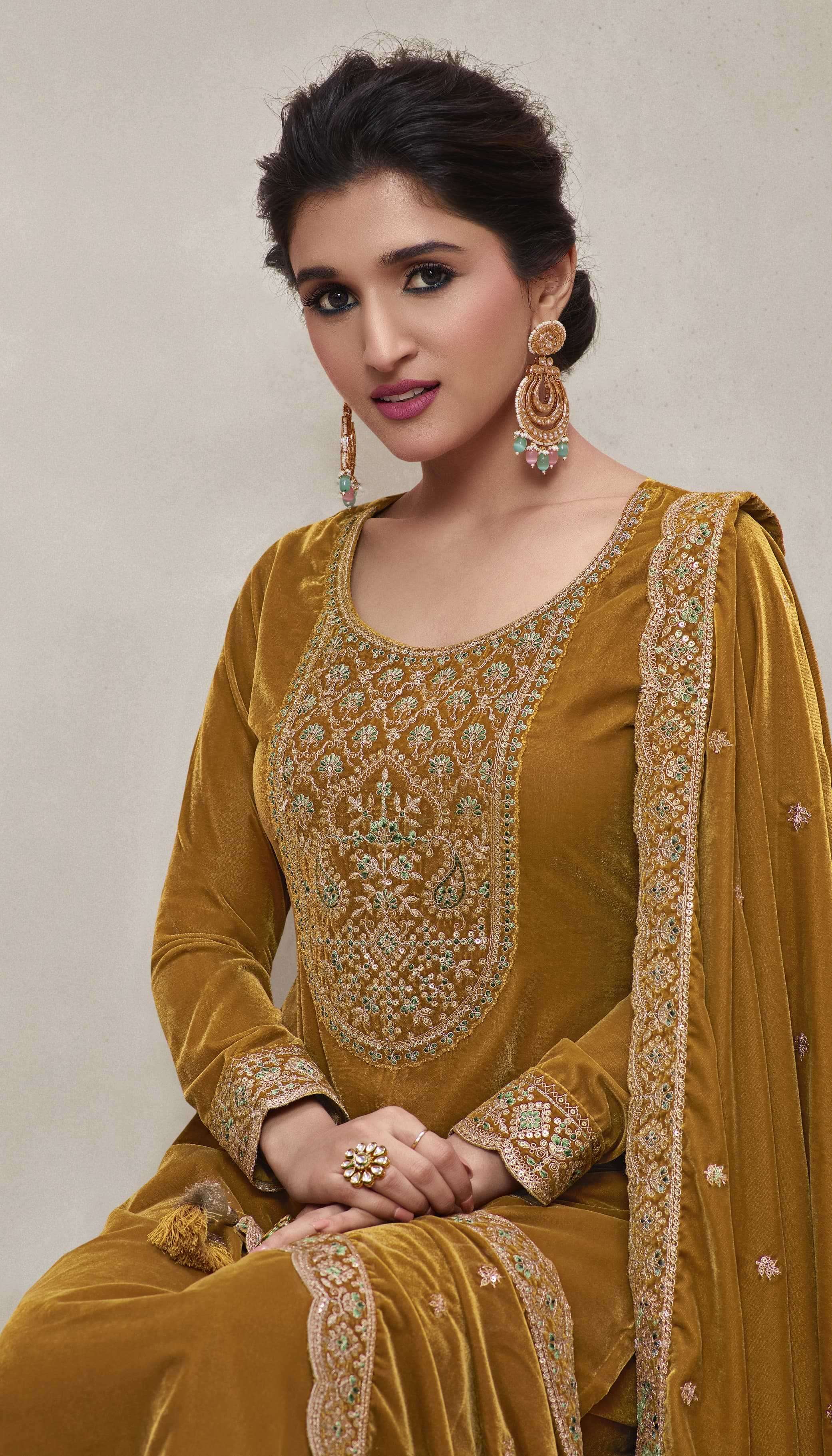 vinay-fashion-kervin-velvet-emboidery-vol-2-pakistani-winter-wear-designer-suit-material-5-2023-10-07_16_02_16